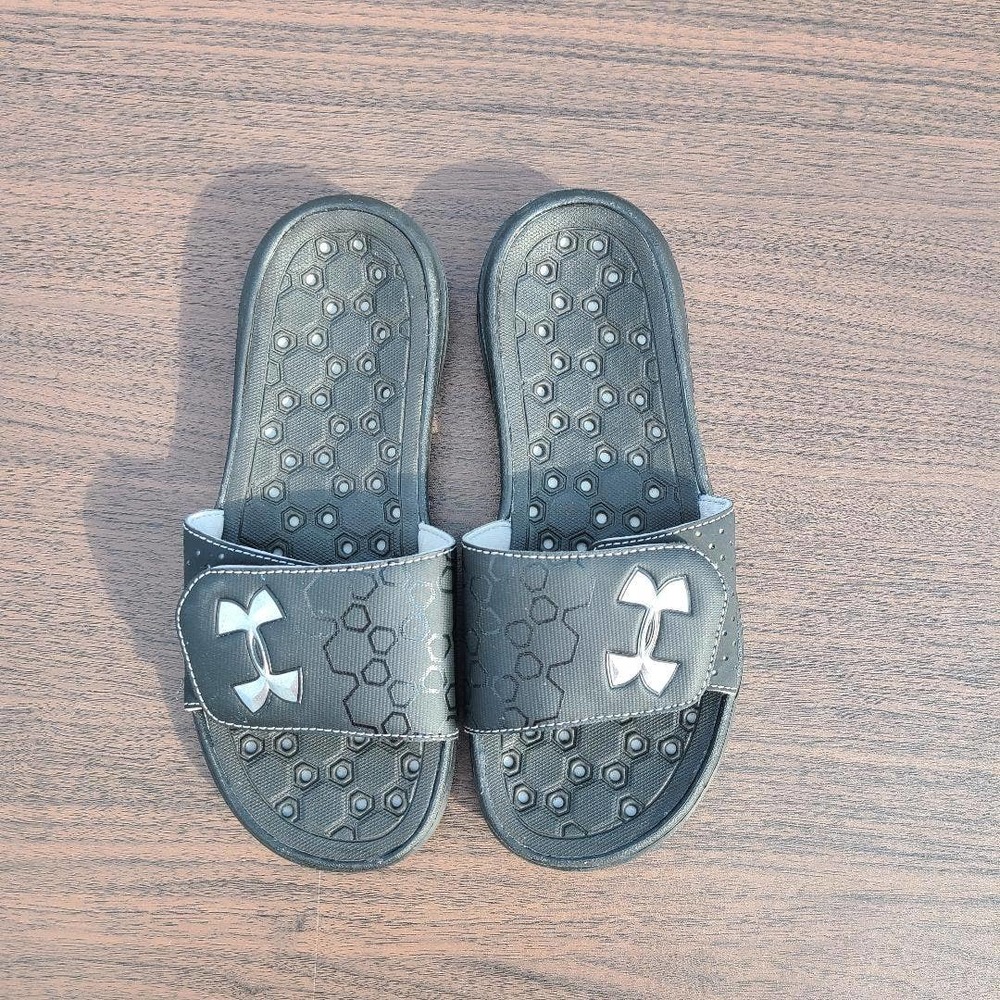 Under Armour UA Playmaker III Slides Sandals Size Y6